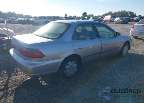 1999 Honda Accord Lx z USA, uszkodzony, nr VIN JHMCG5640XC008400